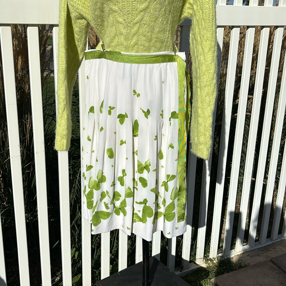 Silk Grace Elements Size 4 Skirt